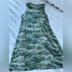 Old Navy Camo Maxi Dress in Green and Tan